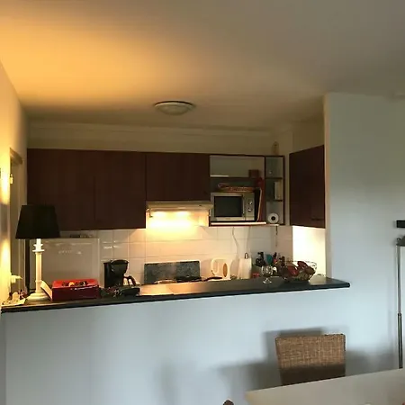 - 40 M2 アパート *