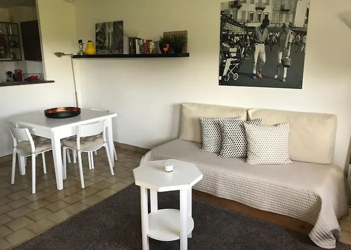 - 40 M2 * Saint-Tropez