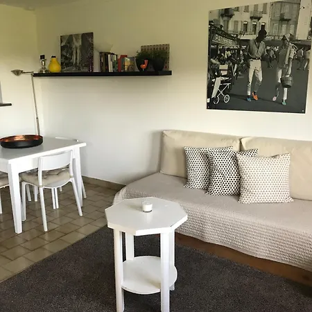 - 40 M2 * Сен-Тропе